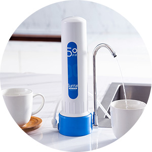 净水机，有的净水机使用的是黑金膜（石墨烯膜），有的是陶瓷膜供用户选择。