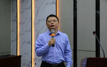 若何；つ盖缀，延安召集企衣反提建议